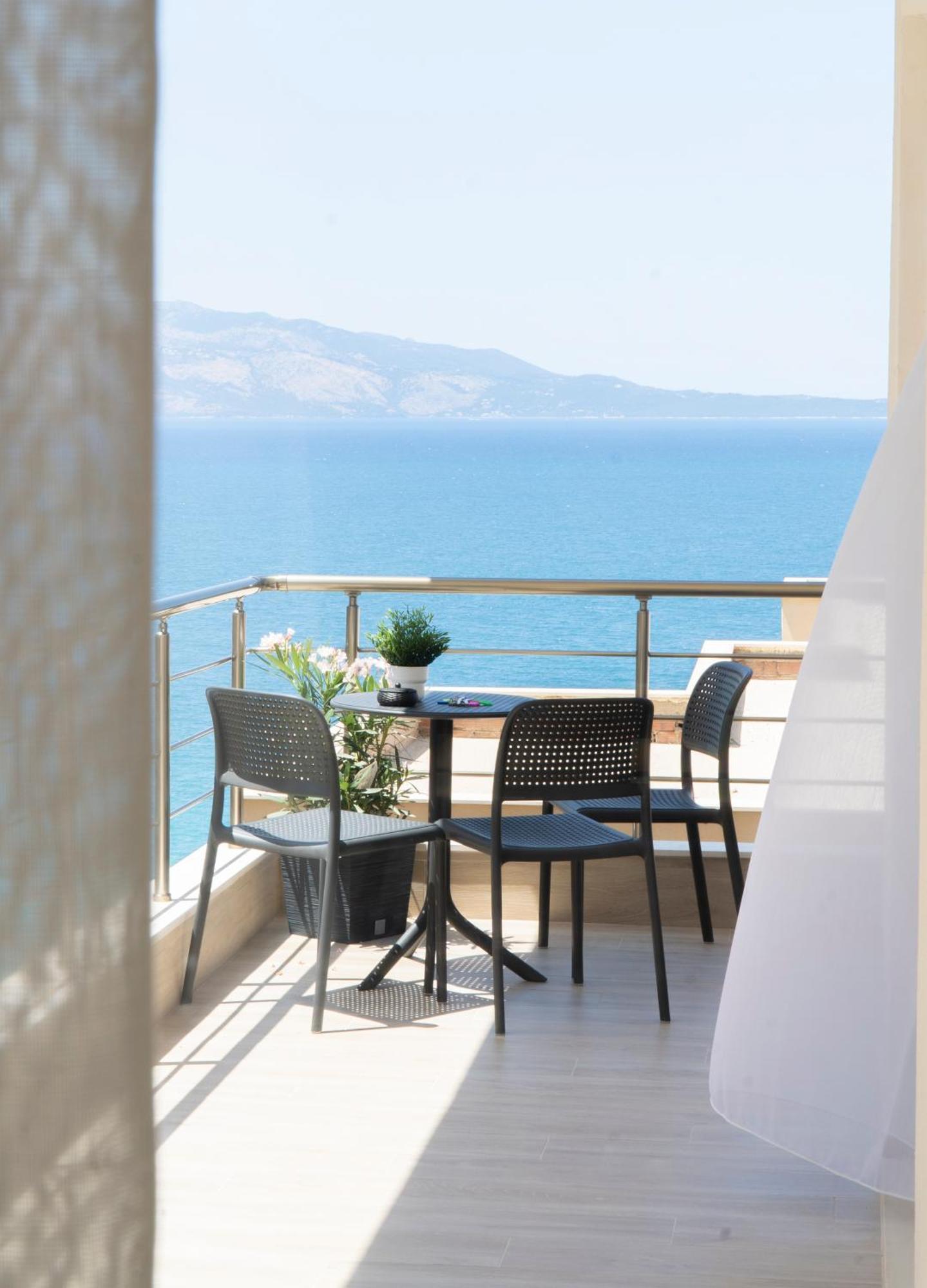 Mateo Apartments Sarande Ngoại thất bức ảnh