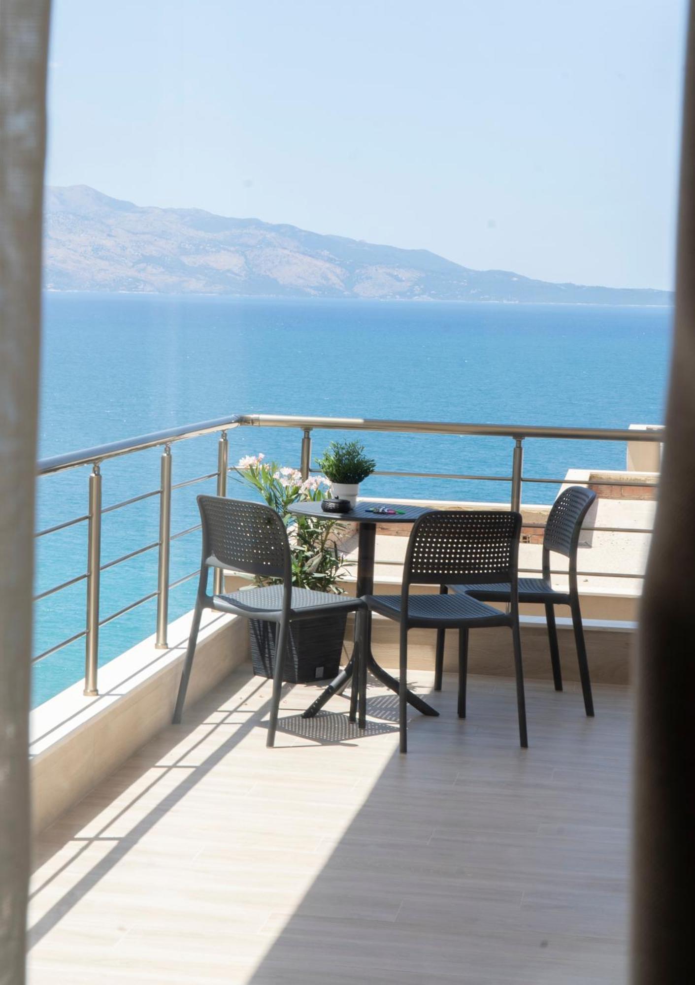Mateo Apartments Sarande Ngoại thất bức ảnh